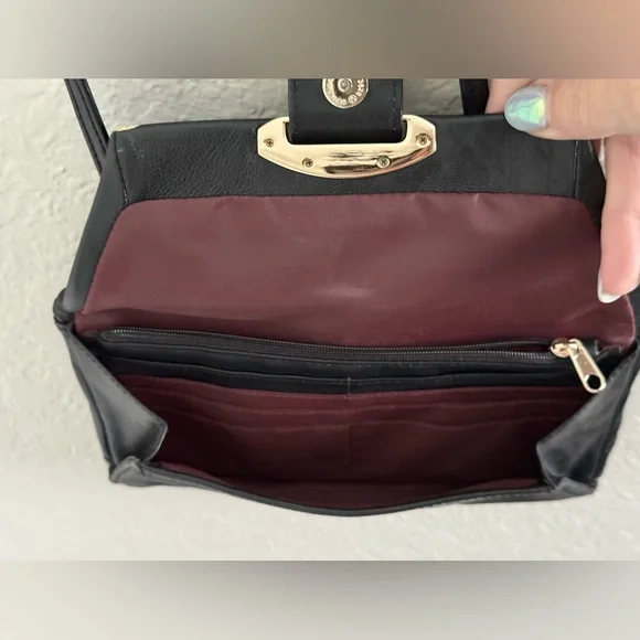 Kooba Soft Black Leather Elegant Black Cross Body Bag - Picture 5 of 8